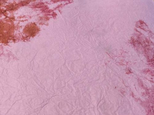 Merített papír gyűrt 80x60 cm rózsaszín - piros 1 ív KIFUTÓ TERMÉK