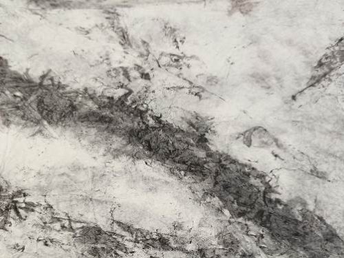 Merített papír gyűrt 80x60 cm fehér - szürke 1 ív KIFUTÓ TERMÉK