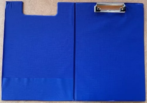 Felírótábla fedeles, zsebes A4 PVC kék