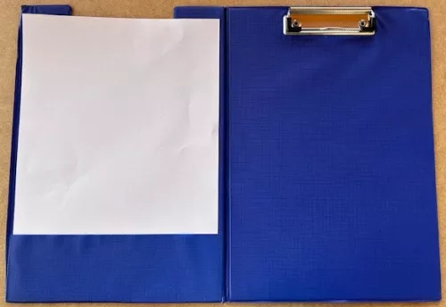 Felírótábla fedeles, zsebes A4 PVC kék