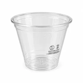   . Műanyag shaker és koktélos pohár, 2 dl, 50 db, víztiszta