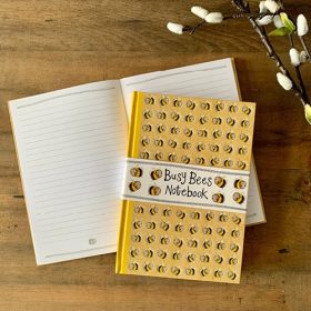   Füzet Alex Clark, vonalas, 21,5x15cm, kemény fedeles, 126 oldal,Méhecskés