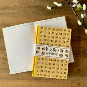   Füzet Alex Clark, vonalas, 21,5x15cm, kemény fedeles, 126 oldal,Méhecskés