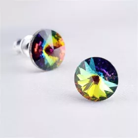   ART CRYSTELLA Fülbevaló, zöld színjátszós SWAROVSKI® kristállyal, csúcsos, 8mm, ART CRYSTELLA®