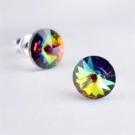 ART CRYSTELLA Fülbevaló, zöld színjátszós SWAROVSKI® kristállyal, csúcsos, 8mm, ART CRYSTELLA®